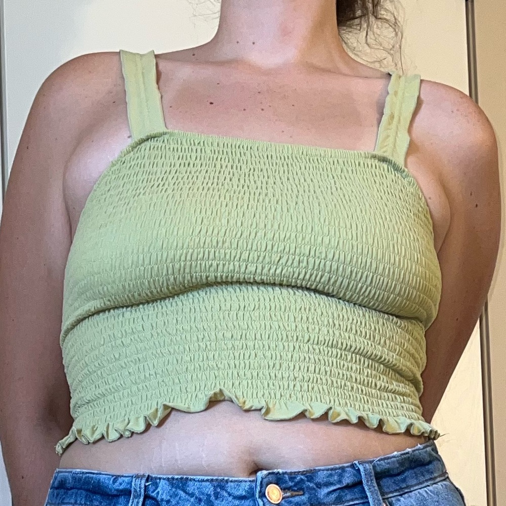 Cute green top